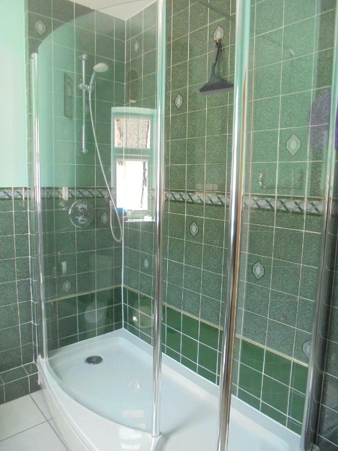 Kelvin Side Villa Eastbourne Dış mekan fotoğraf