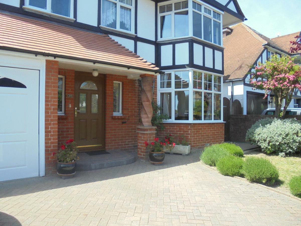 Kelvin Side Villa Eastbourne Dış mekan fotoğraf